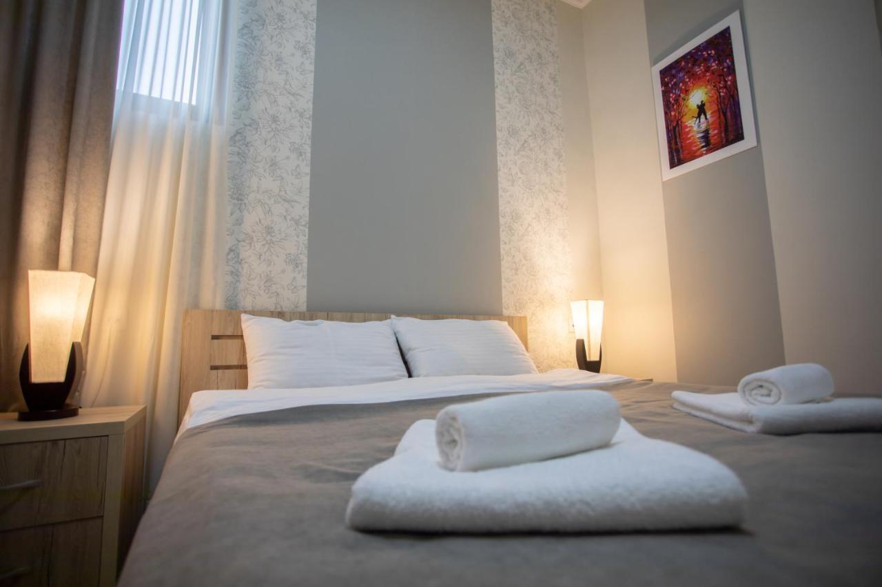 Peradia Hotel Kutaisi Bagian luar foto